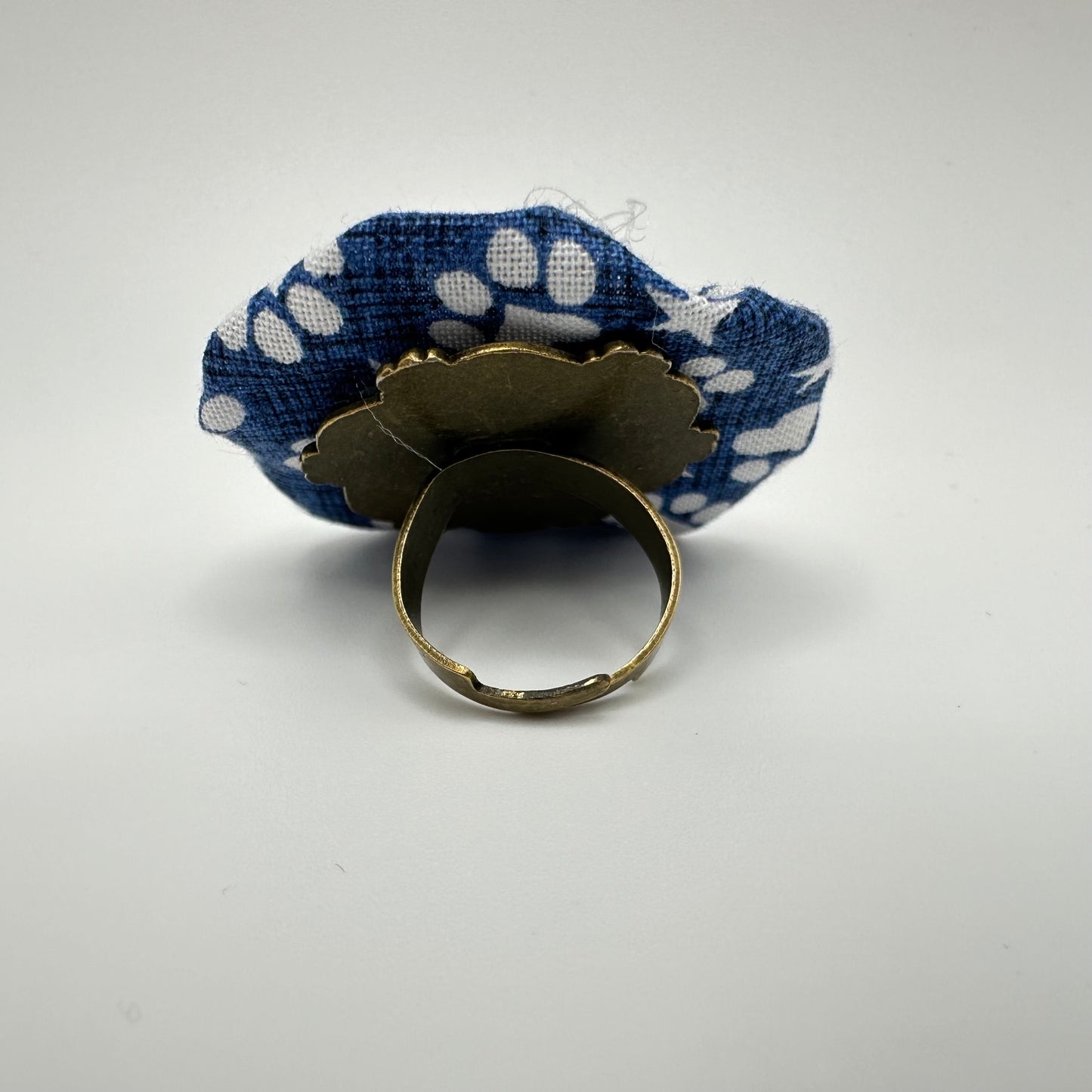 Fabric Swirl Kitty Cat Adjustable Ring - Blue + White