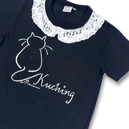 Kuching Kat Thailand Tee with White Lace Collar